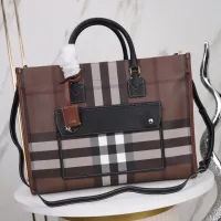 $108.00 USD Burberry AAA Quality Handbags For Women #1465921