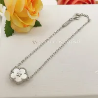 $29.00 USD Van Cleef & Arpels Bracelets For Women #1469080