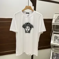 $42.00 USD Versace T-Shirts Short Sleeved For Men #1469999