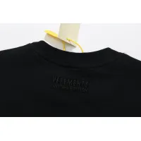 $36.00 USD VETEMENTS T-Shirts Short Sleeved For Unisex #1470494