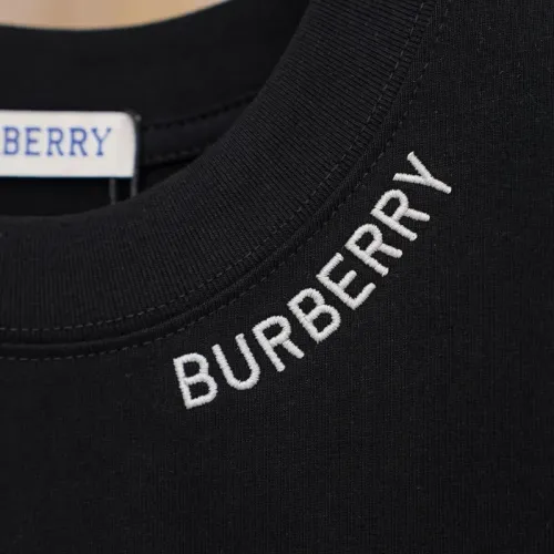 Replica Burberry T-Shirts Short Sleeved For Unisex #1473226 $45.00 USD for Wholesale