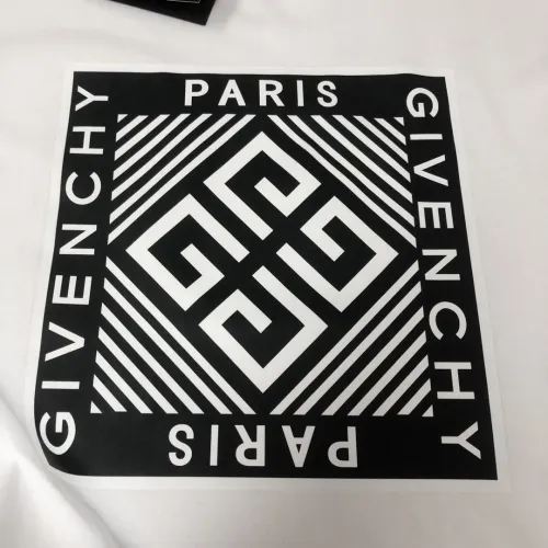 Replica Givenchy T-Shirts Short Sleeved For Men #1475433 $45.00 USD for Wholesale