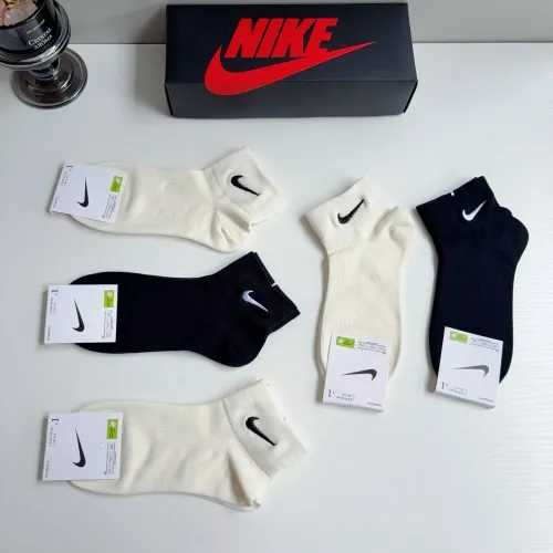 Replica Nike Socks #1476528 $29.00 USD for Wholesale