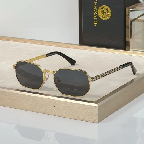 Versace AAA Quality Sunglasses #1478946
