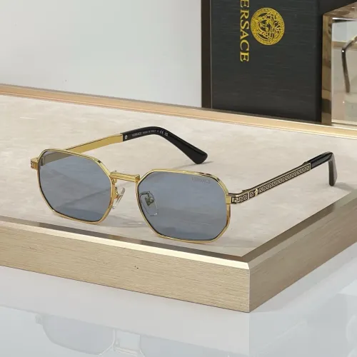 Versace AAA Quality Sunglasses #1478947