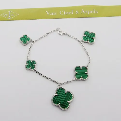 Van Cleef & Arpels Bracelets For Women #1479292