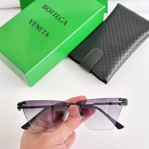 Bottega Veneta AAA Quality Sunglasses #1479496