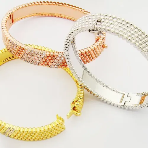 Replica Van Cleef & Arpels Bracelets For Women #1479571 $36.00 USD for Wholesale