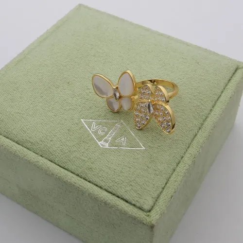 Van Cleef & Arpels Rings In Gold For Women #1479922