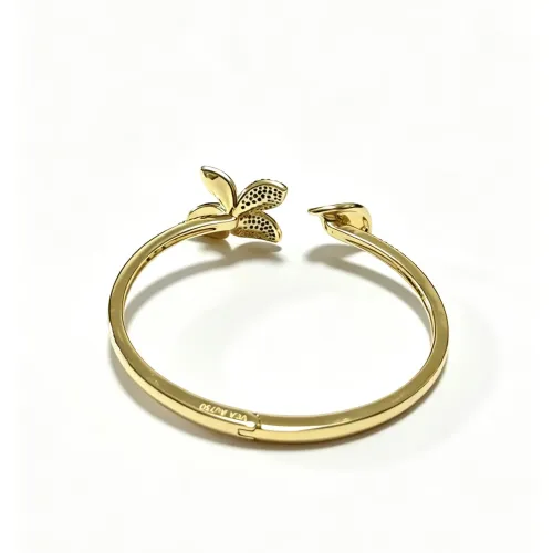 Replica Van Cleef & Arpels Bracelets #1480043 $42.00 USD for Wholesale