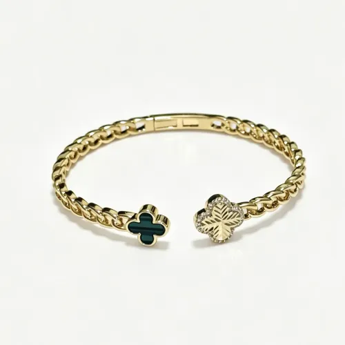Replica Van Cleef & Arpels Bracelets #1480045 $39.00 USD for Wholesale