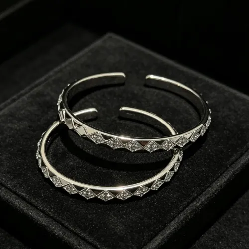 Replica Van Cleef & Arpels Bracelets #1480047 $39.00 USD for Wholesale