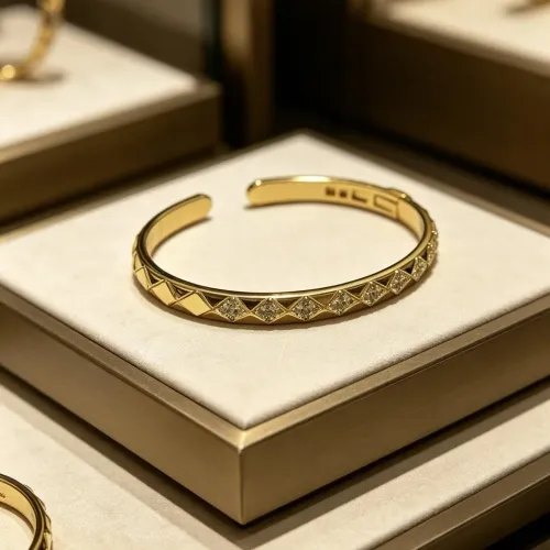 Replica Van Cleef & Arpels Bracelets #1480048 $39.00 USD for Wholesale