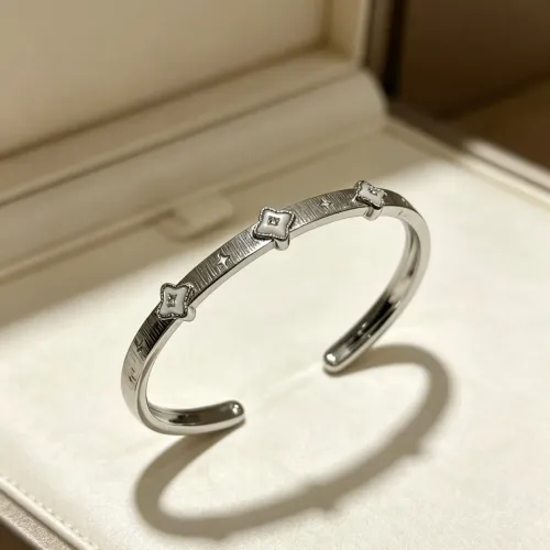 Van Cleef & Arpels Bracelets #1480051
