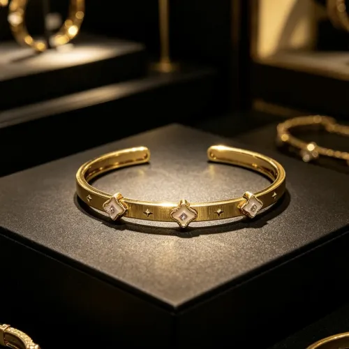 Replica Van Cleef & Arpels Bracelets #1480052 $39.00 USD for Wholesale