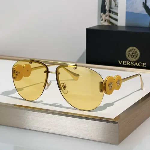 Versace AAA Quality Sunglasses #1482810