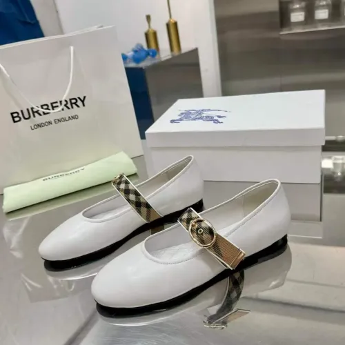 Burberry Flat Shoes For Women #1482951