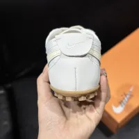 $80.00 USD Nike Moon Shoes For Women #1473483