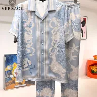 $85.00 USD Versace Tracksuits Short Sleeved For Men #1473671