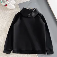 $96.00 USD LOEWE Tracksuits Long Sleeved For Men #1475724