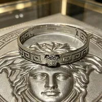 $42.00 USD Versace Bracelets #1478587