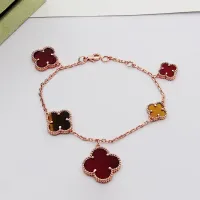 $32.00 USD Van Cleef & Arpels Bracelets For Women #1479290