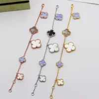 $32.00 USD Van Cleef & Arpels Bracelets For Women #1479305