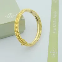 $34.00 USD Van Cleef & Arpels Bracelets #1479348