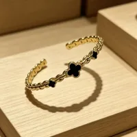 $39.00 USD Van Cleef & Arpels Bracelets #1480046