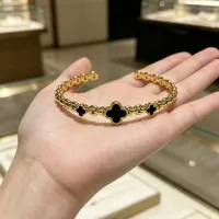 $39.00 USD Van Cleef & Arpels Bracelets #1480046