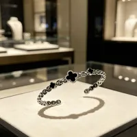 $39.00 USD Van Cleef & Arpels Bracelets #1480049
