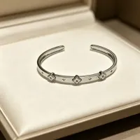 $39.00 USD Van Cleef & Arpels Bracelets #1480051